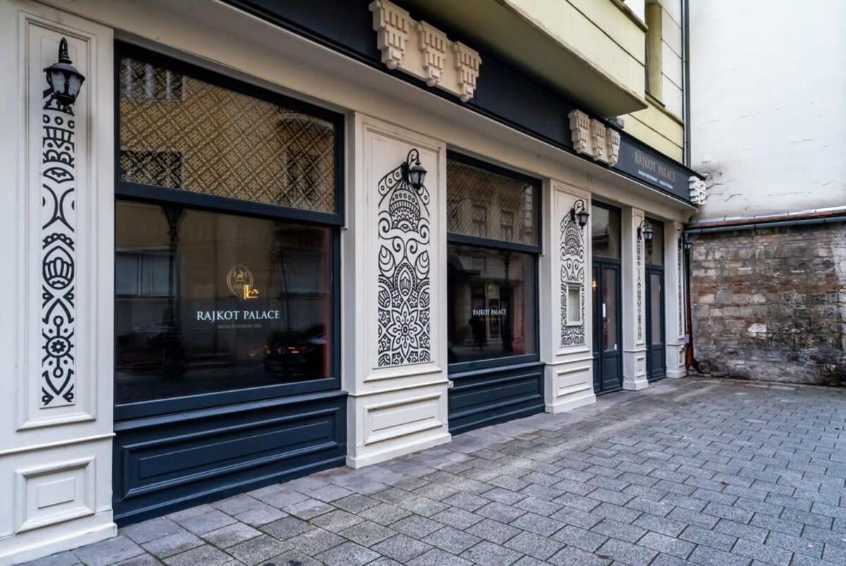 New Home At Exlusive Central Location Budapeşte Dış mekan fotoğraf