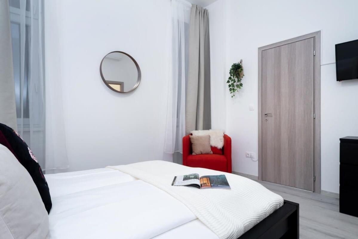 New Home At Exlusive Central Location Budapeşte Dış mekan fotoğraf