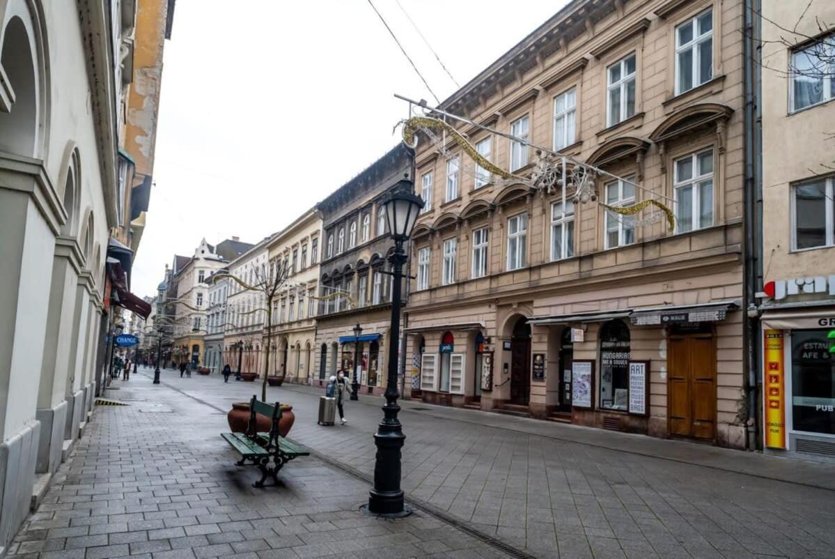 New Home At Exlusive Central Location Budapeşte Dış mekan fotoğraf